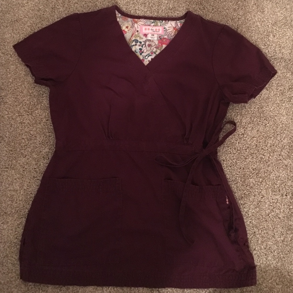 Koi plum scrub top